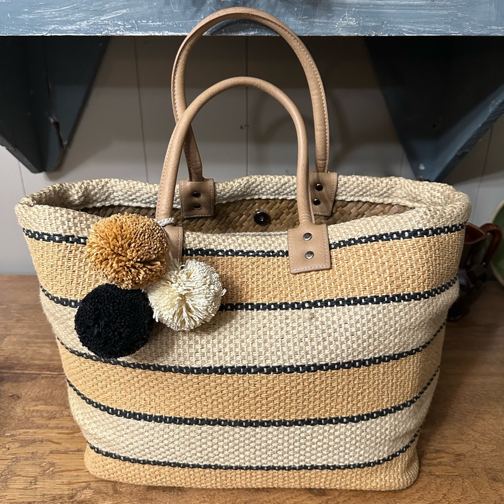 Mar Y Sol Caracas Tote